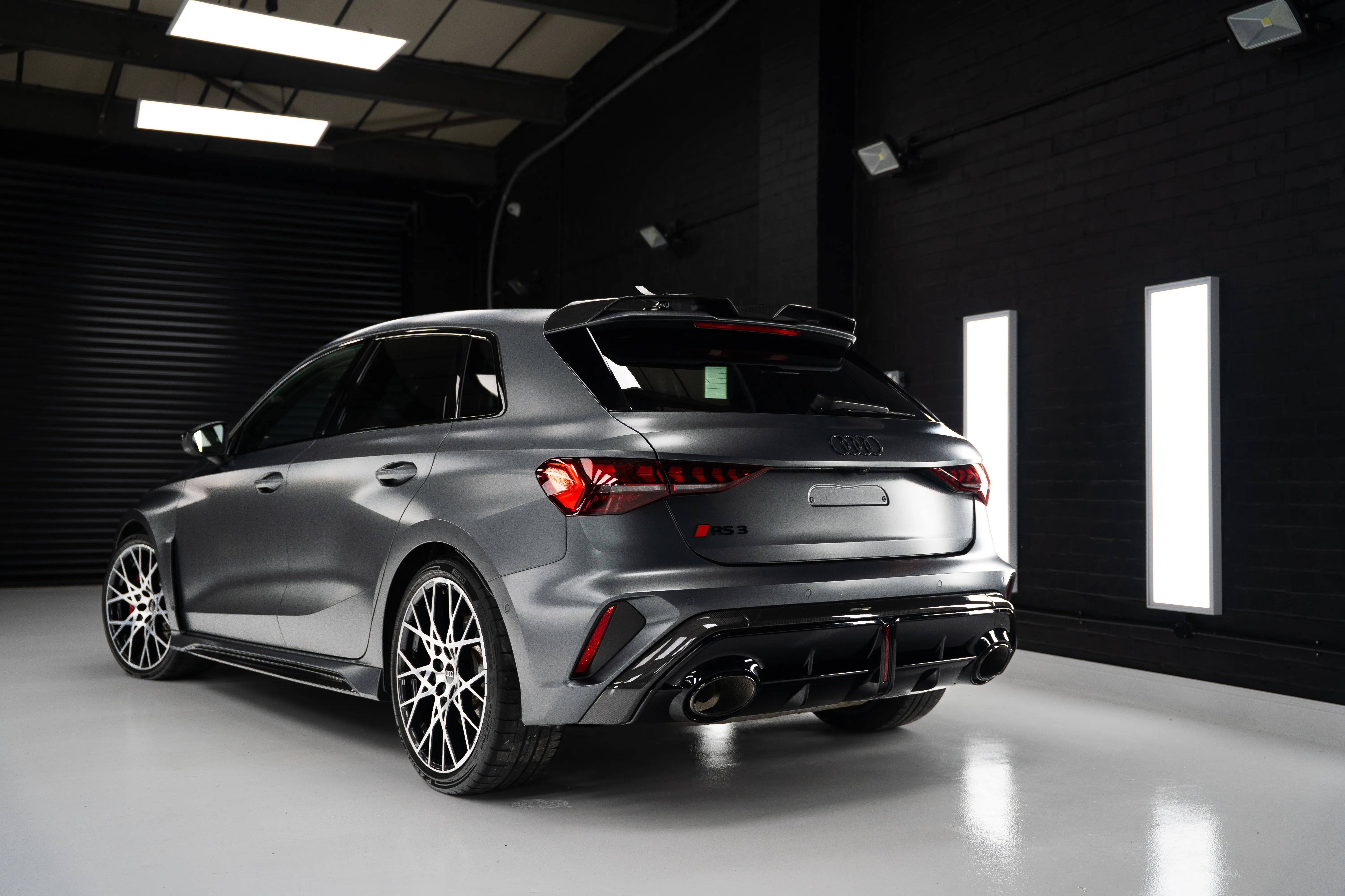 Audi RS3 Carbon Black, image 6